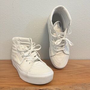 Vans Women’s Vans Sk8-Hi Stacked Platform sneakers in True White Size 7